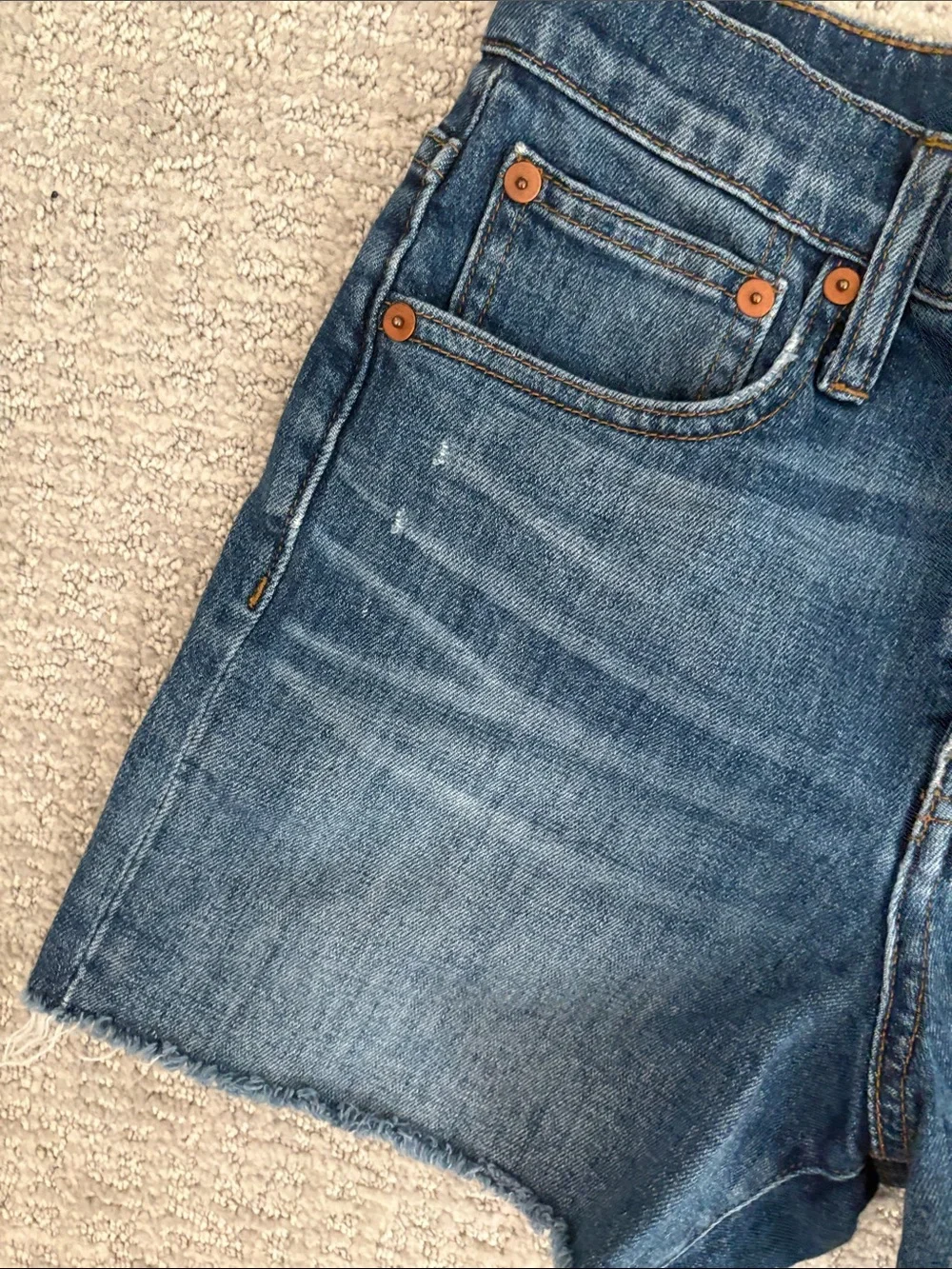 Madewell Raw-Hem High-Rise Denim Shorts — Blue Wash